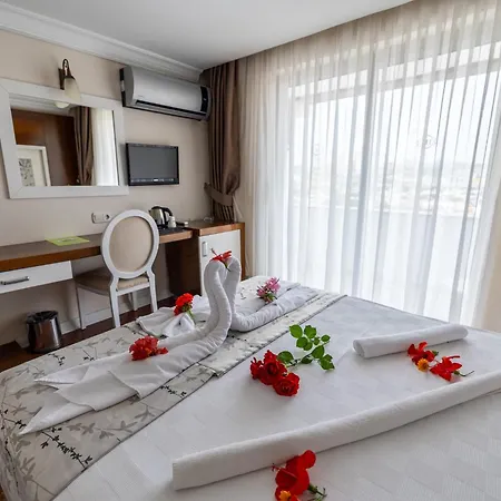 Sentinus 4* Kusadası